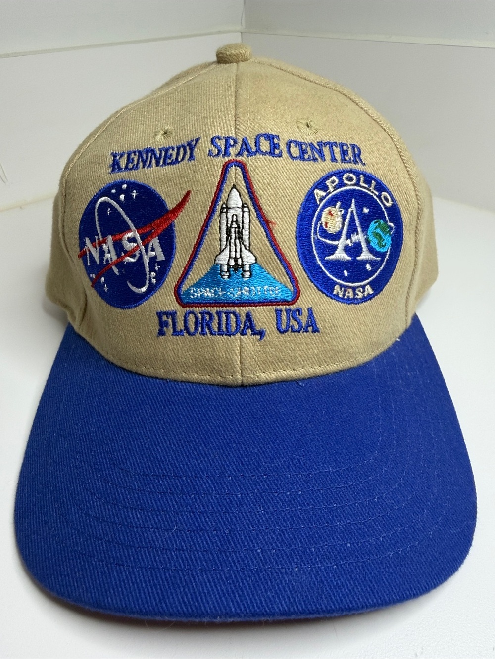 New Vintage Tan and Blue Kennedy Space Center Florida USA NASA Patch Hat